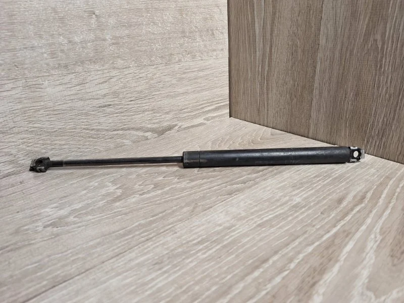 Амортизатор капота Bmw 5 1995-2004 5791650410N E34