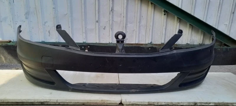 Бампер Renault Logan 2011 8200748275 1, передний