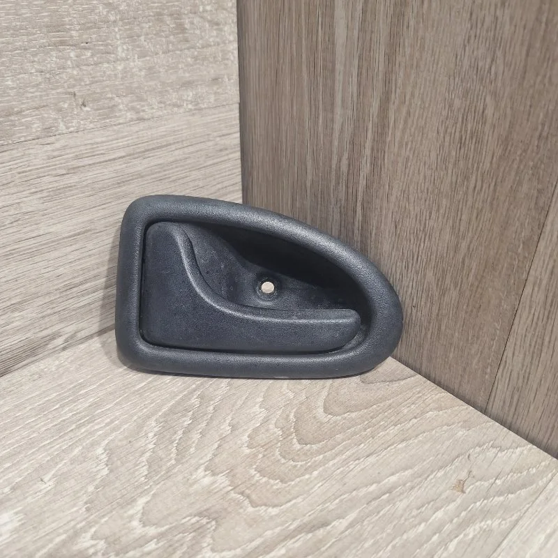 Ручка двери внутренняя Renault Logan 2004-2014 7700432707 1, левая