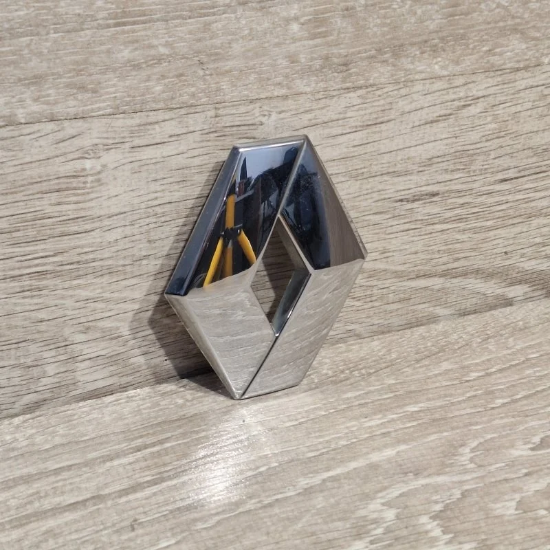 Эмблема Renault Logan 2013-2019 908894785R