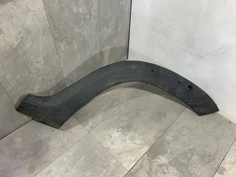 Накладка крыла Renault Duster 2010-2020 788A33613R 1, задняя левая