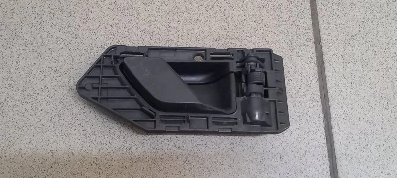 Ручка двери внутренняя Citroen Berlingo 2011 914395 ПАССАЖИР KFW, передняя правая