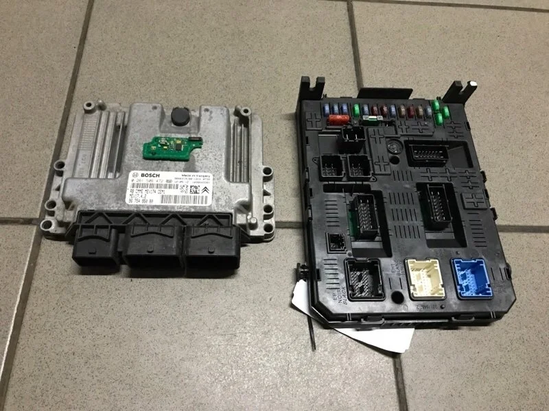 Комплект ЭБУ ДВС Peugeot Partner 2012 9675495080 B9 5FS