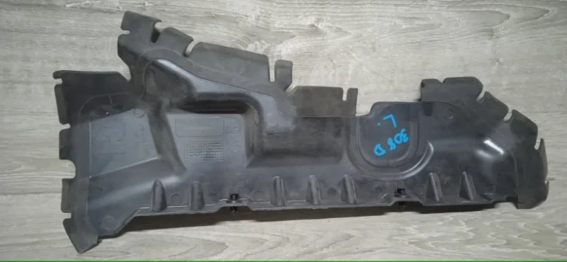 Дефлектор радиатора Peugeot 308 2007-2013 9680361480 ХЭТЧБЕК (5ДВ), передний левый