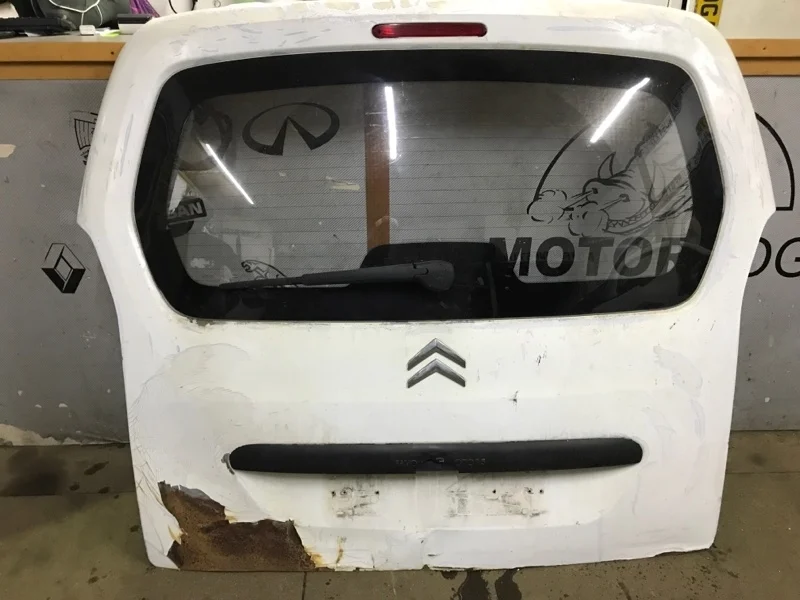 Крышка багажника Citroen Berlingo 8701Y6 B9
