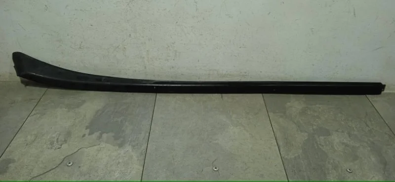 Молдинг лобового стекла Peugeot 308 2007-2015 9680623780, передний левый