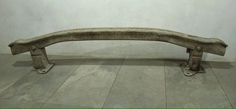 Усилитель бампера Renault Scenic 2006 8200534784 2 K4M, передний