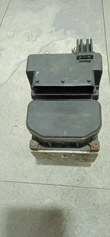 Блок ABS Renault Megane 1996-2002 0273004395 1