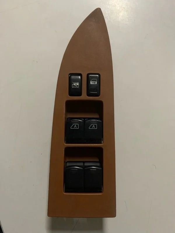 Блок управления стеклоподъемниками Infiniti Fx35 2002-2008 80961CG000 S50, левый