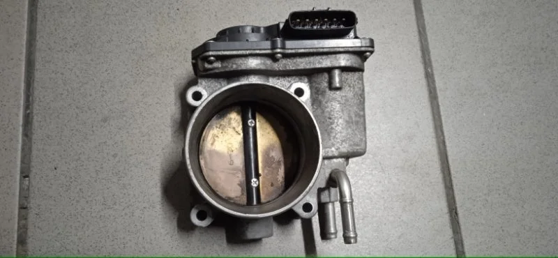 Дроссельная заслонка Lexus Rx 2006-2015 2203031030 MCU15