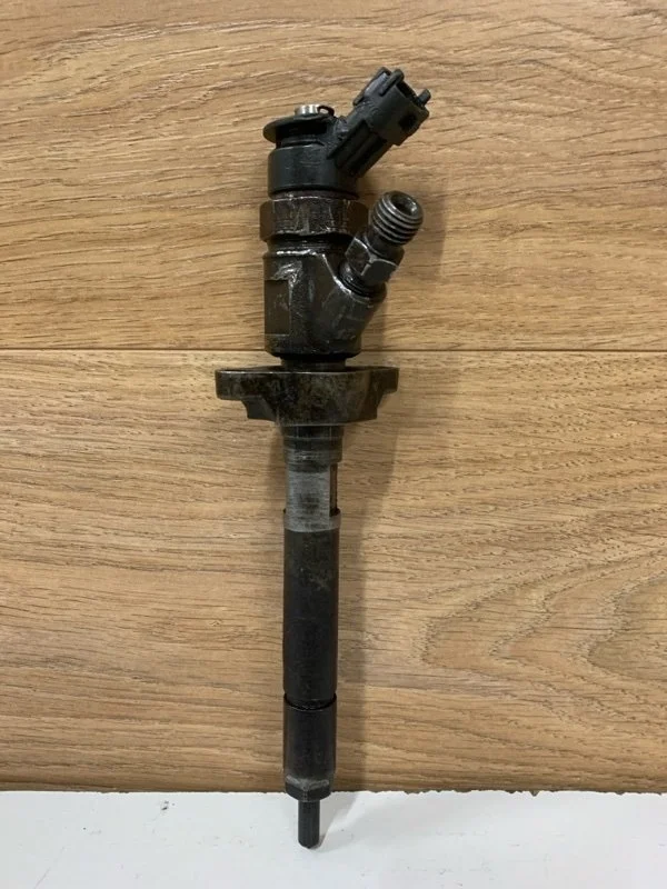 Форсунка топливная Peugeot 308 2007-2011 0445110297 T7 DV6 TED4