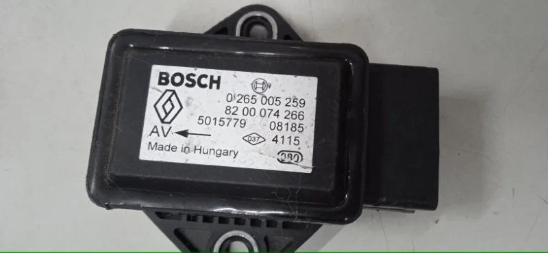 Датчик ускорения Renault Megane 2002-2009 8200074266
