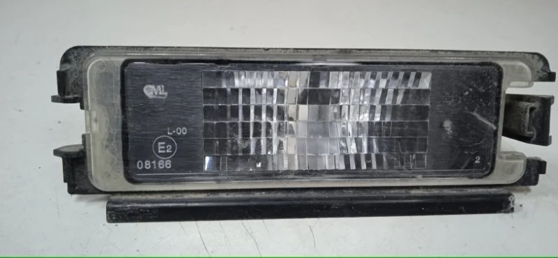 Подсветка номера Renault Logan 2004-2009 8200957874 1