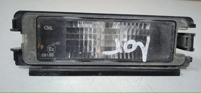 Подсветка номера Renault Logan 2004-2009 8200957874 1