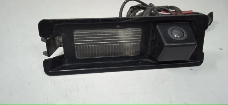 Подсветка номера Renault Logan 2004-2009 8200957874