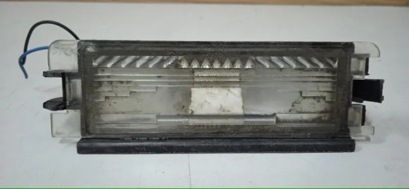 Подсветка номера Renault Logan 2004-2009 7700433414