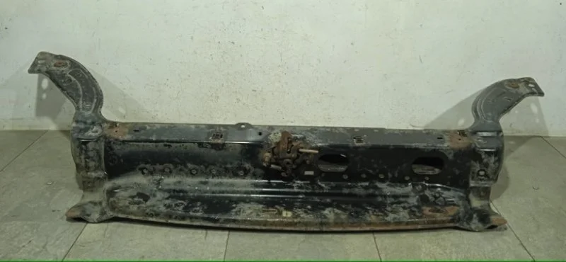 Панель телевизора верхняя Peugeot Partner 2011 7106C2 М59 KFW, передний