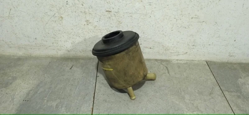 Бачок гидроусилителя руля Nissan Primera 2001-2008 49180BM400 P12