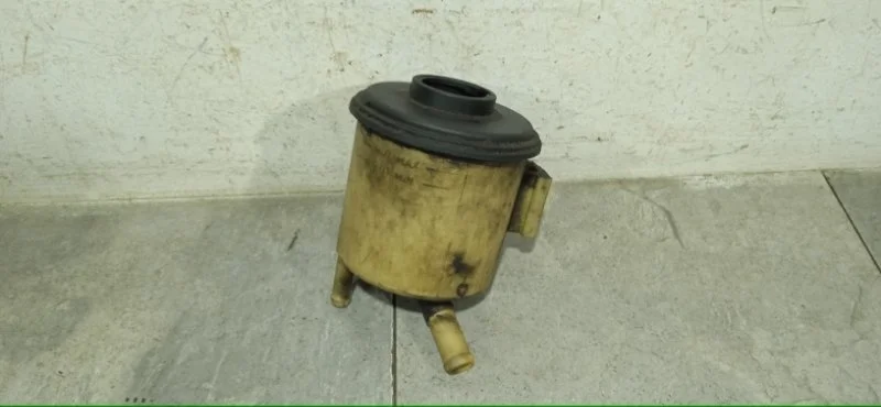 Бачок гидроусилителя руля Nissan Primera 2001-2008 49180BM400 P12