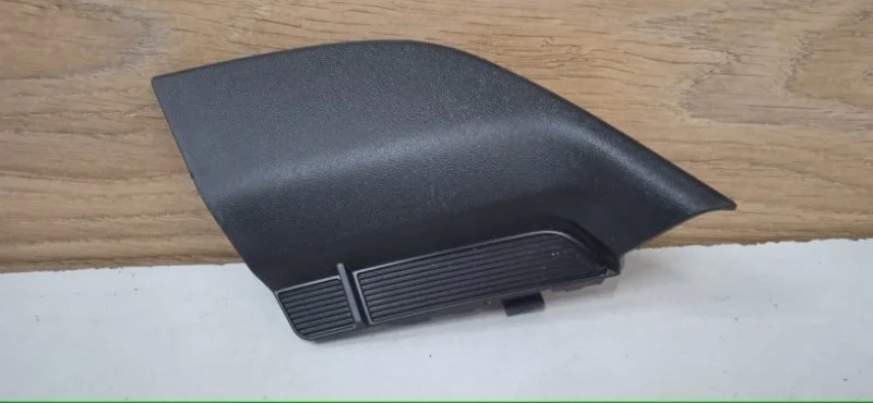 Заглушка буксировочного крюка Toyota Rav4 2012-2019 5328642110 XA40, передняя левая