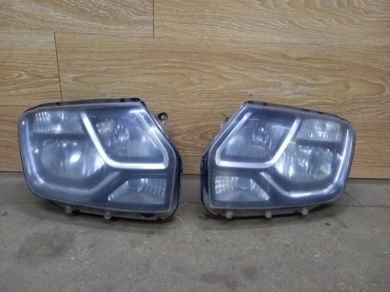 Фара галогеновая Renault Duster 2018 260605020R H4M 430, передняя правая