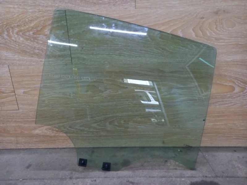 Стекло двери Renault Logan 2018 823008827R СЕДАН К4М, заднее правое