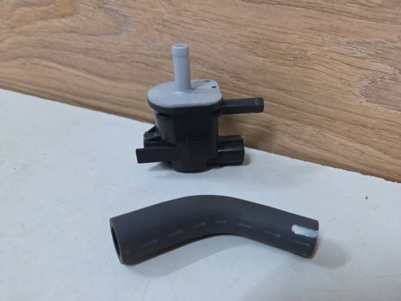 Клапан электромагнитный Lexus Rx 2015-2019 9091012276