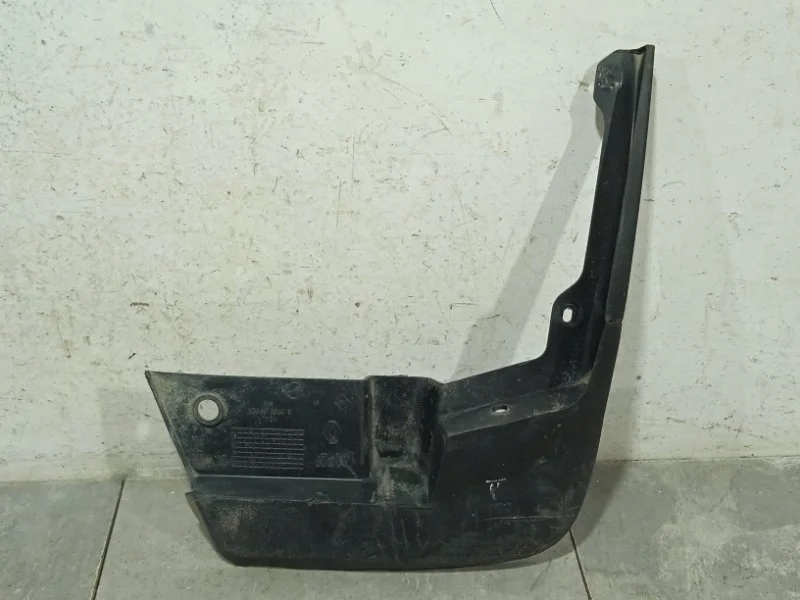 Брызговик Renault Logan 2013-2021 638400560R 2, передний правый