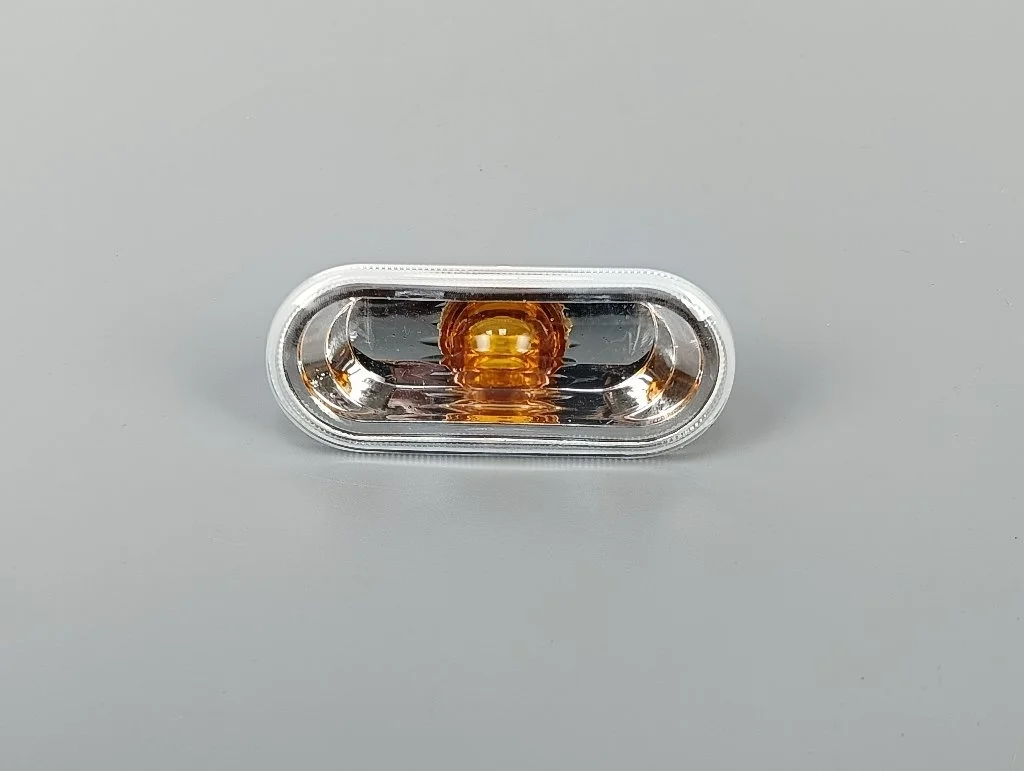 Указатель поворота Volkswagen Transporter T5