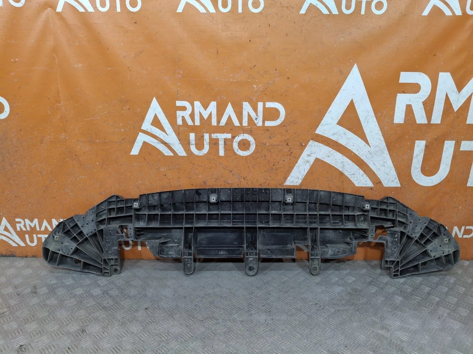 Пыльник бампера Toyota Camry 2017-нв 8 XV70