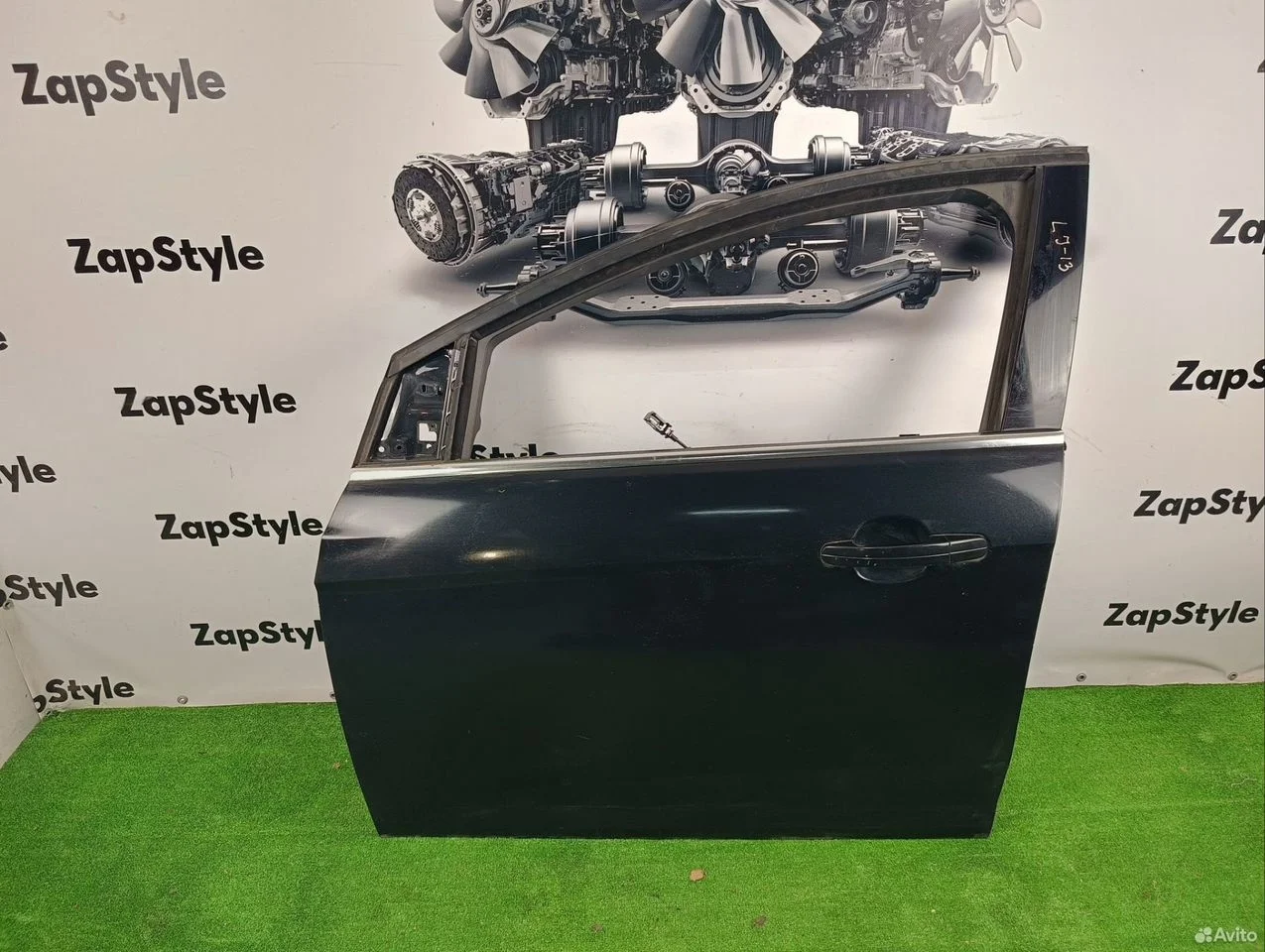 Дверь передняя левая ford focus 3 черная