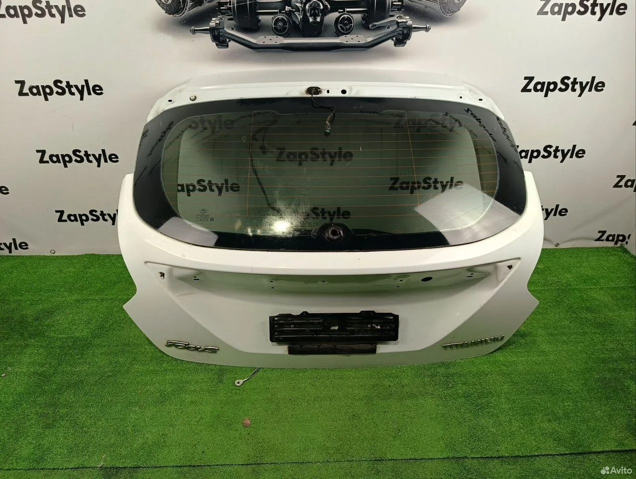 Крышка багажника ford focus 3 2011-2014г белый