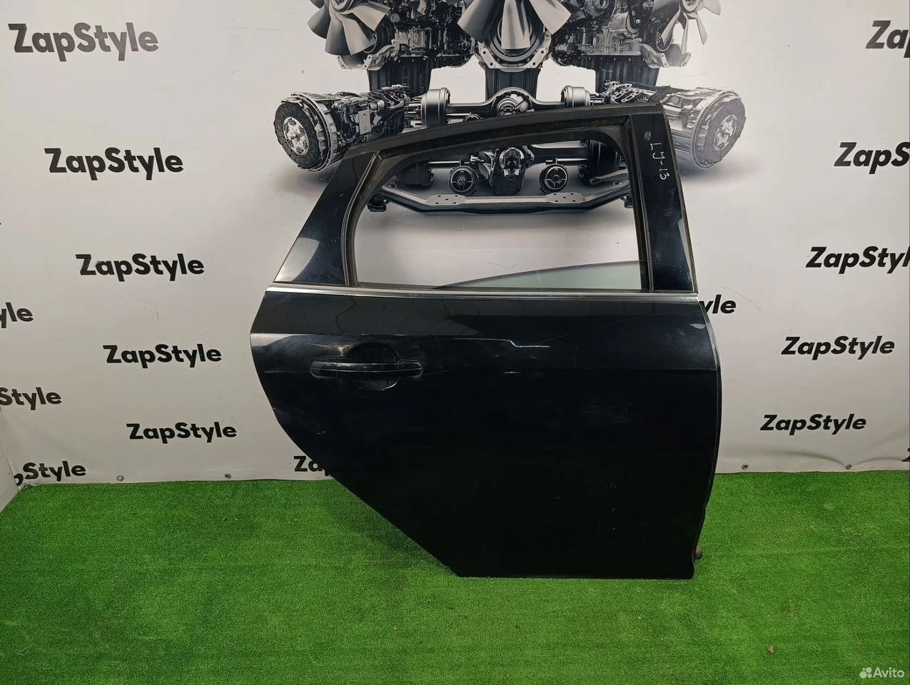 Дверь задняя правая ford focus 3 черная