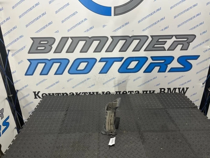 Вентиляционный канал Bmw 550Ix 2014 51757185168 F10 N63B44B, передний правый