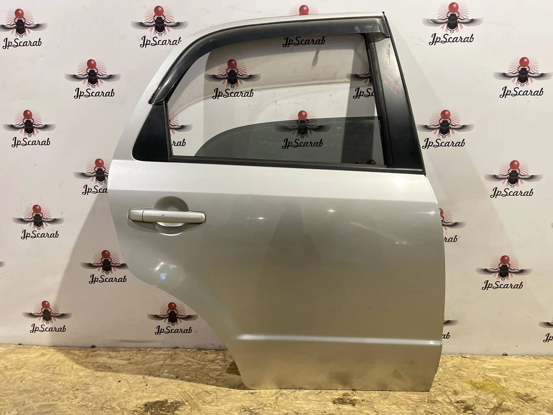 Дверь задняя правая Suzuki SX4 YA21S Хэчбэк