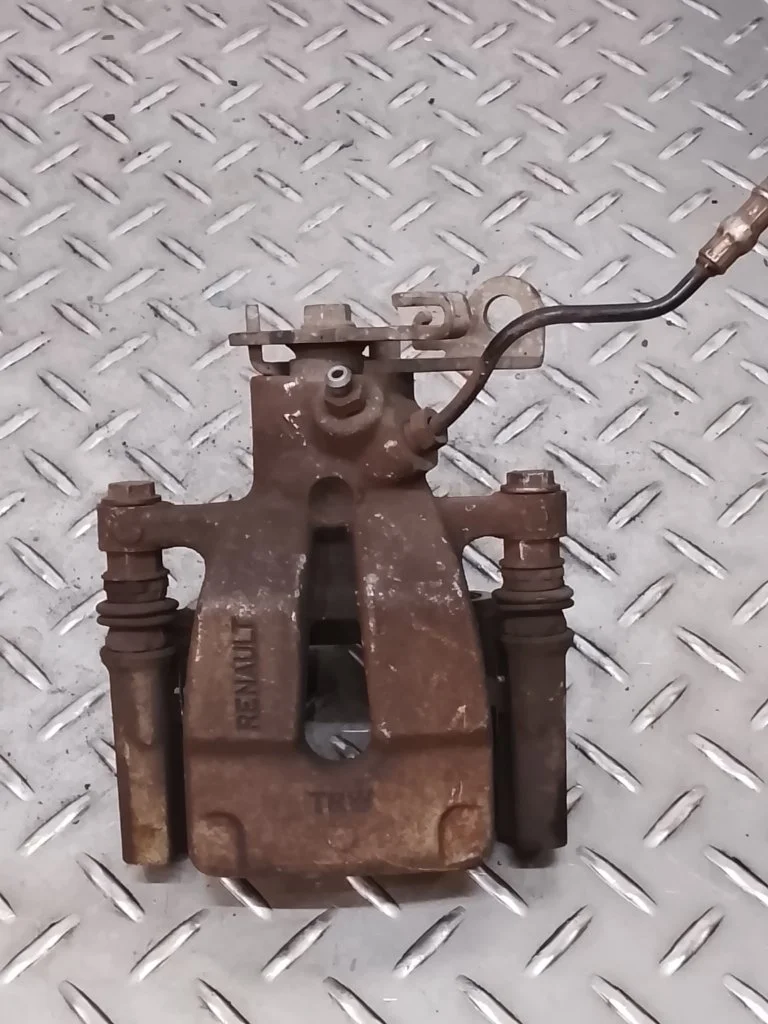 Суппорт тормозной Renault Megane 7701207694 2, задний правый