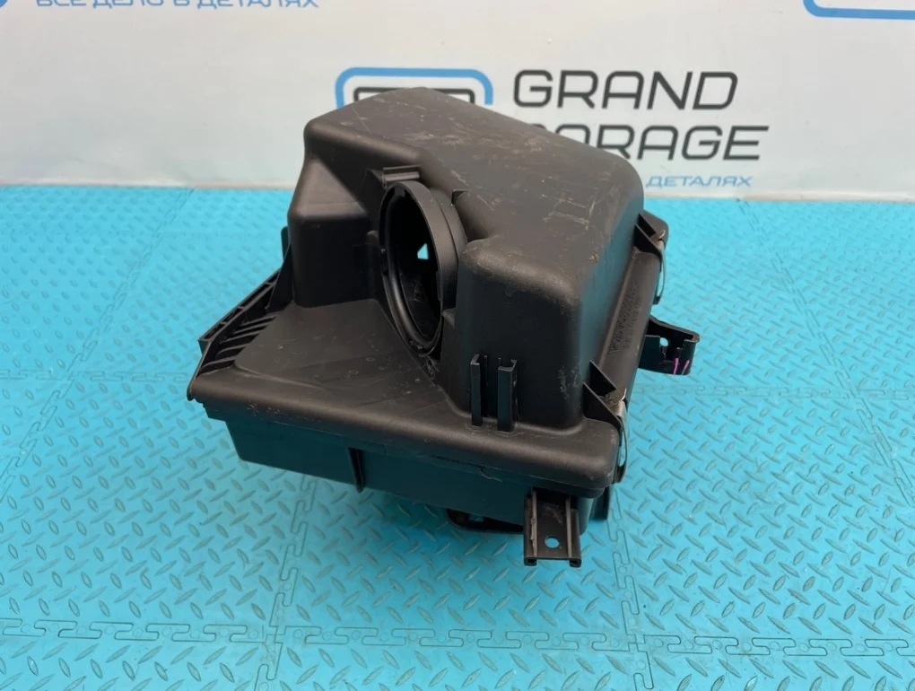 Корпус воздушного фильтра Volvo Xc90 2005 8638963 C B5254T2 2.5