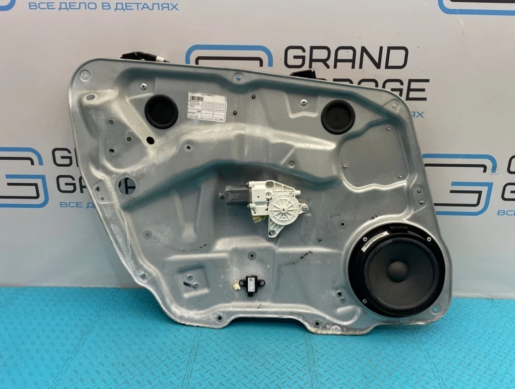 Стеклоподъемник Mercedes-Benz Ml-Class 2006 A1647201579 W164 642.940 3.0, передний левый