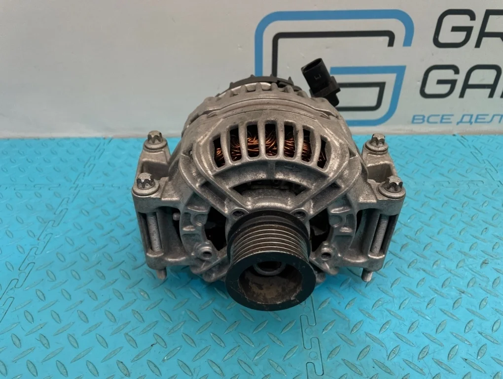 Генератор Mercedes-Benz V-Class 2010 A0009061102 W639 272.978 3.5