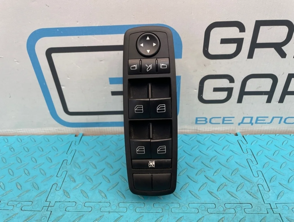 Блок стеклоподъемников Mercedes-Benz Ml-Class 2006 A2518300290 W164 642.940 3.0, передний правый