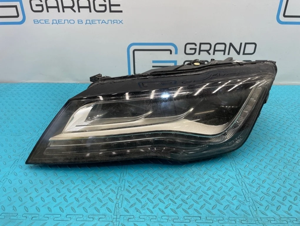 Фара Audi A7 2011 4G8941029AB 4GA CGWB 3.0, левая