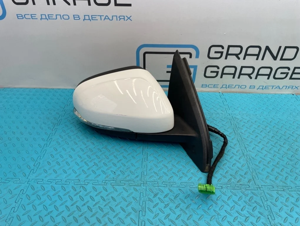 Зеркало Volvo V60 2011 31402640 FW B4164T 1.6, правое