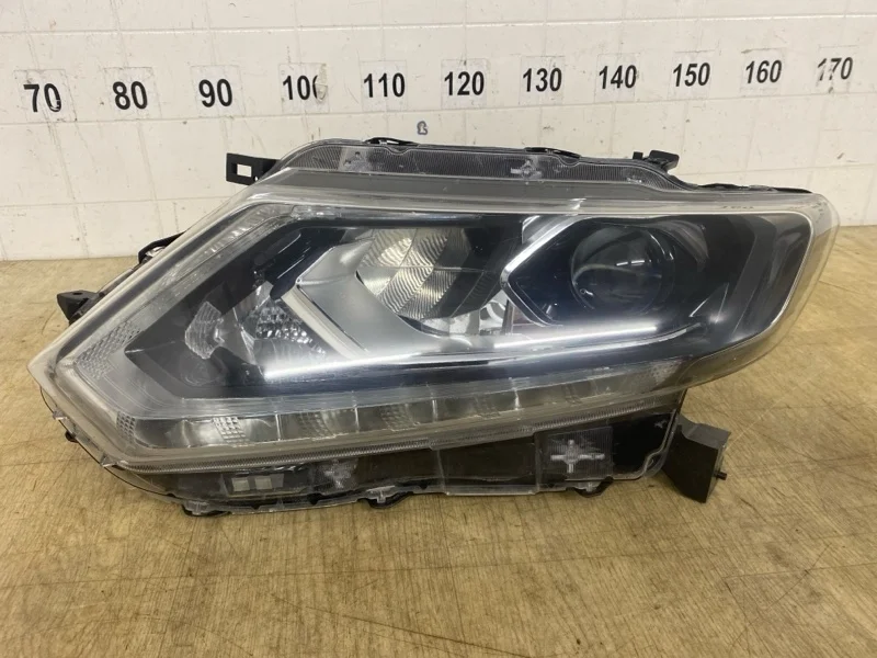 ФАРА Nissan X-Trail 2013 2014 2015 2016 2017 2018 2019 260604CC6C T32, передняя левая