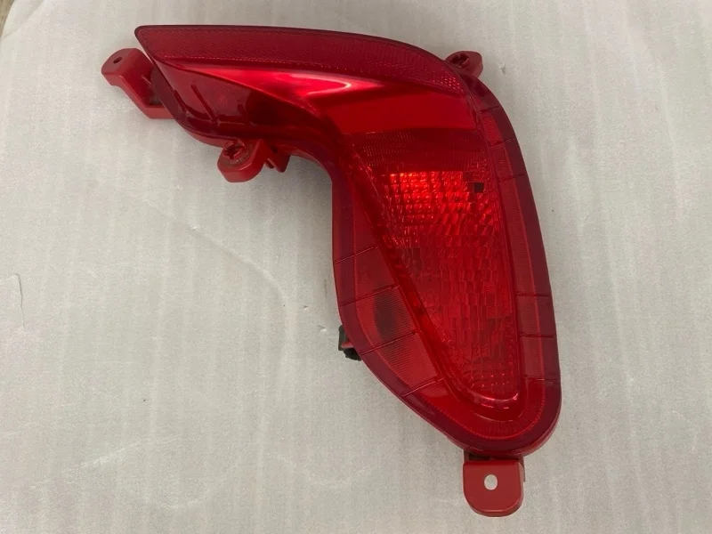 ФОНАРЬ В БАМПЕР Kia Rio 4 2017 2018 2019 2020 92406H0000, задний правый