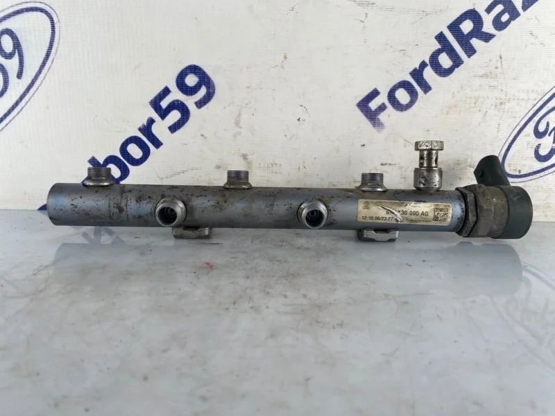 Рампа топливная Audi Q7 2007 059130090AG 4L 3.0 (BUG)