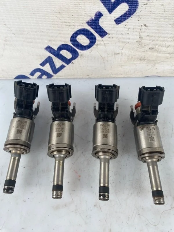 Форсунка топливная Ford Focus 3 2013 5168278 CB8 2.0 (QXDA)