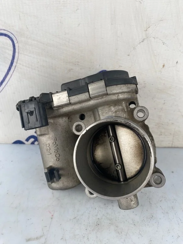 Дроссельная заслонка Ford Focus 3 2013 5152338 CB8 2.0 (QXDA)