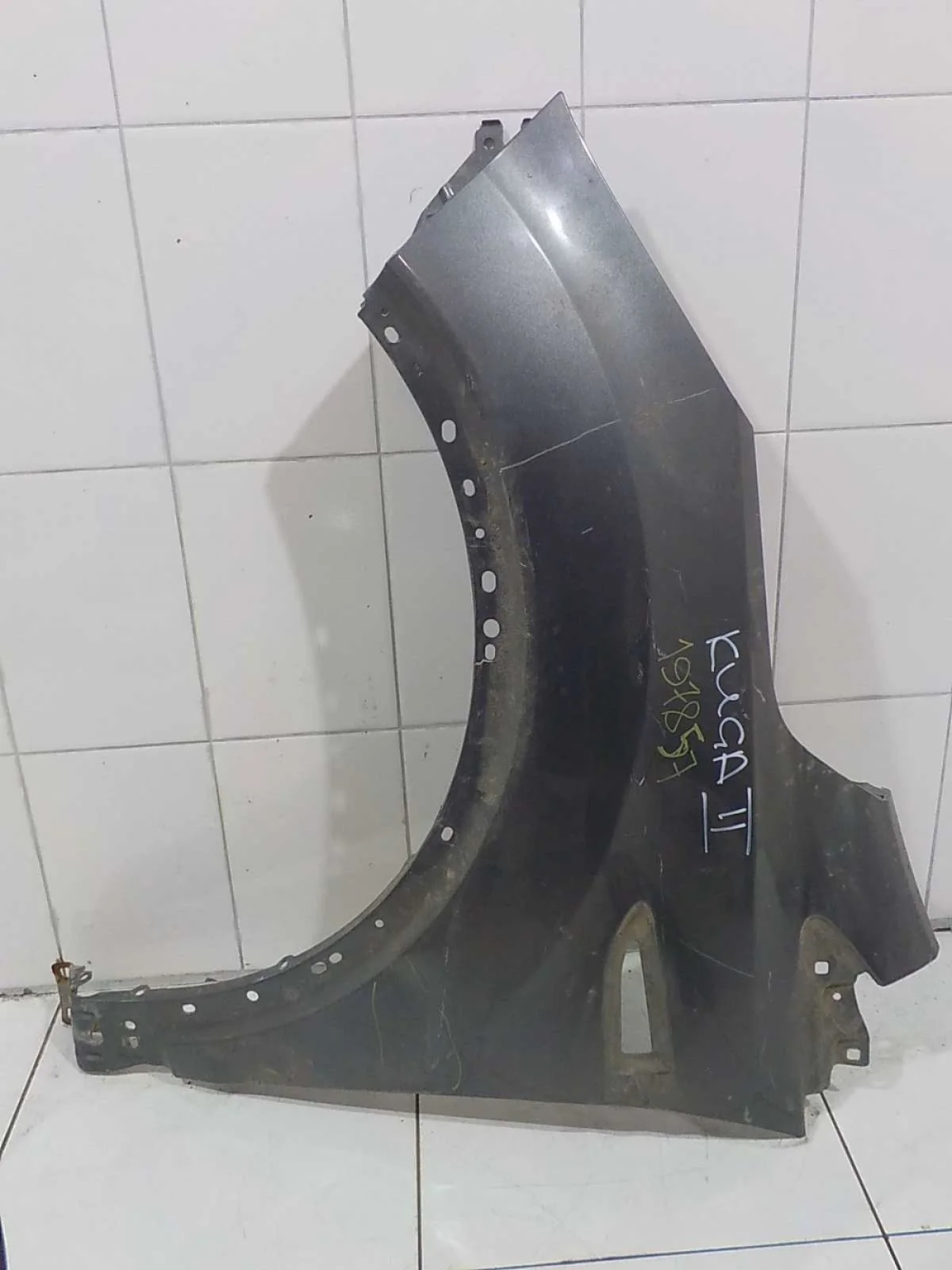 Крыло Ford Kuga II (2012—2016) Перед Лево