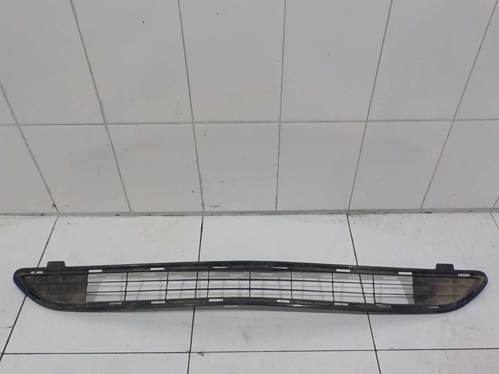 решетка бампера Toyota RAV4 IV рестайлинг (2015—2019)