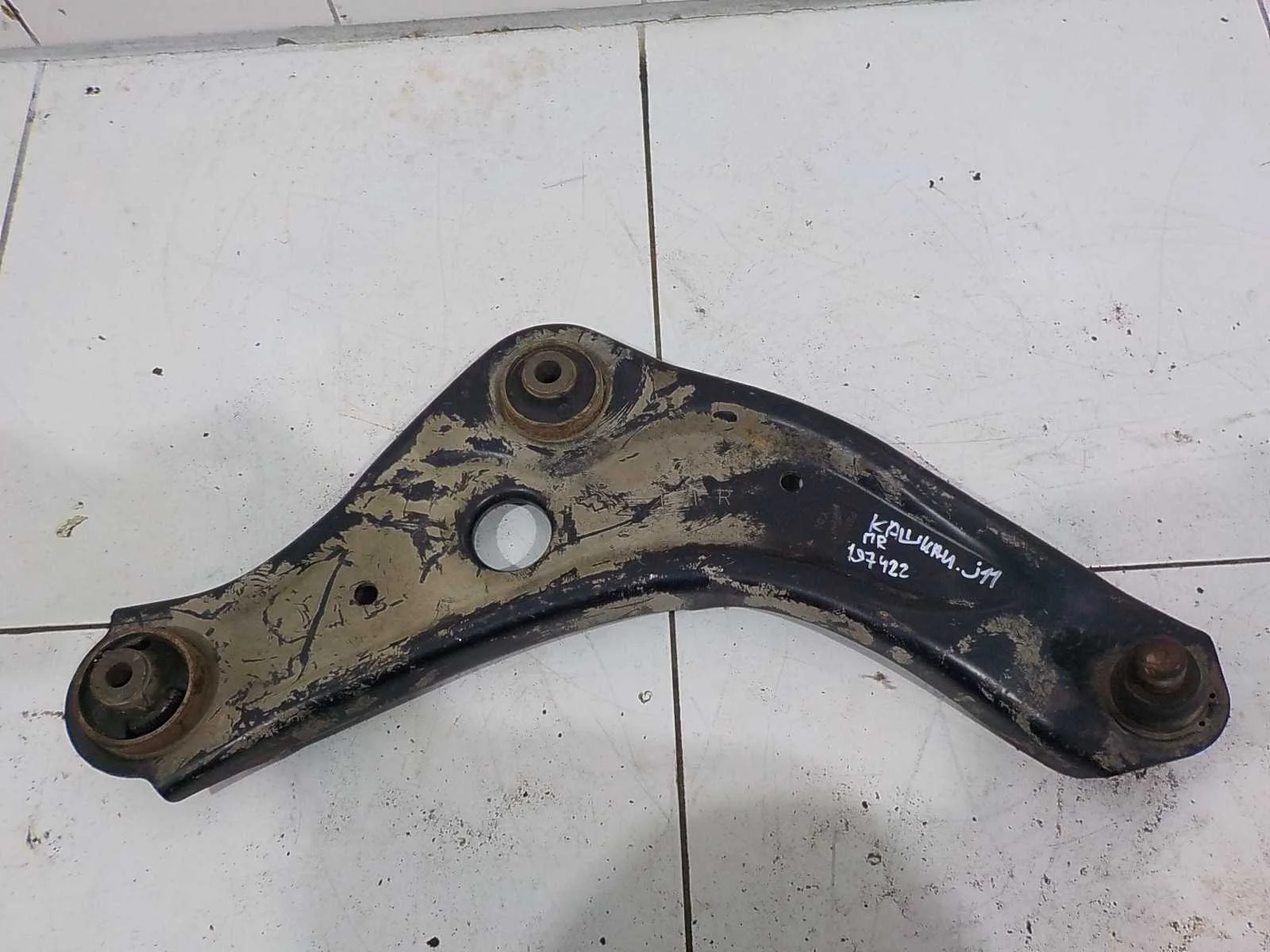 Рычаг Nissan Qashqai II (2013—2019) Перед Право